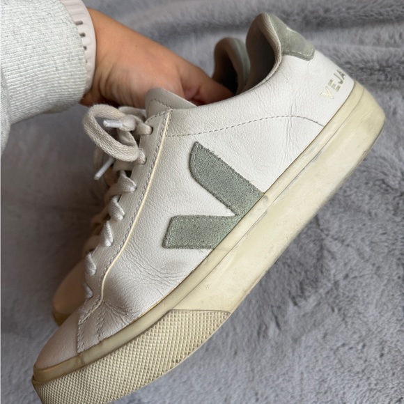 Veja Campo Leather White Matcha - Picture 2 of 10